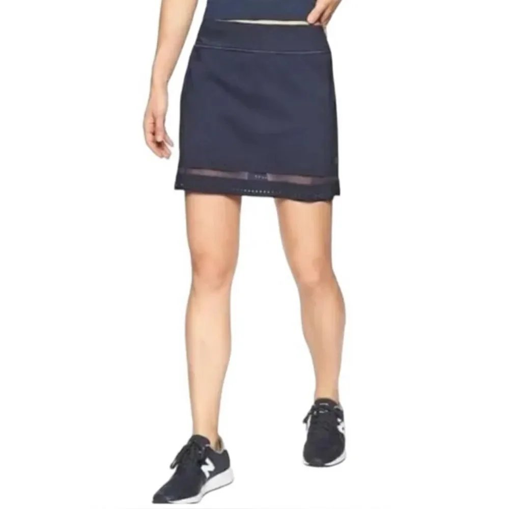 Athleta Laser Run Skort size Small in Navy Blue